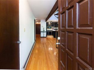 5 Yellow Green Rd, Middletown, CT 06457