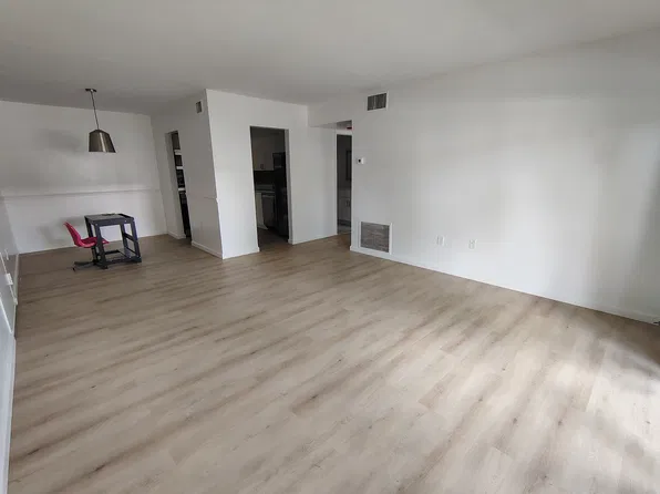 10403 N Kendall Dr, Miami, FL