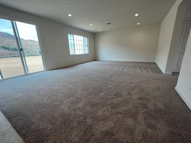 20649 Boxcar Ct — Photo 2