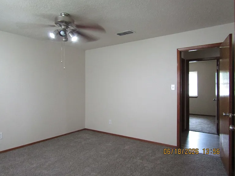 7505 NW Welco Ave — Photo 28