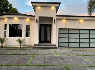 14115 Hamlin St, Van Nuys, CA 91401