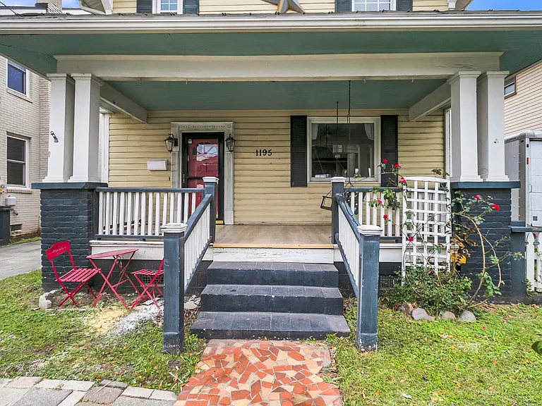 1195 King St — Photo 4