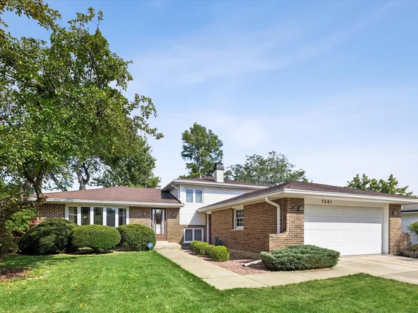 7041 Springside Ave, Downers Grove, IL 60516
