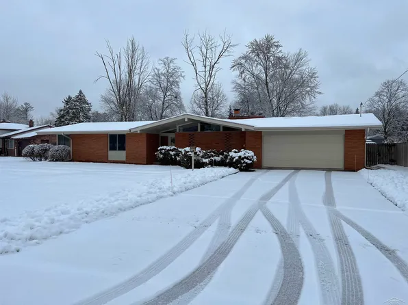 2190 Marlou Ct, Saginaw, MI 48603