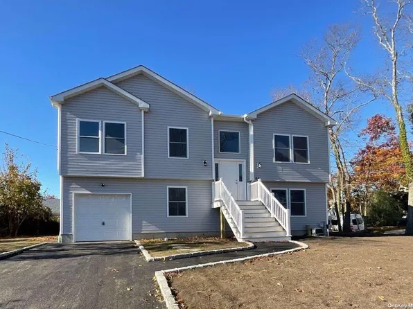 64 Park Dr, Mastic Beach, NY 11951