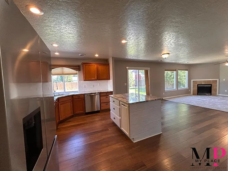 12304 W Havencrest Dr — Photo 6