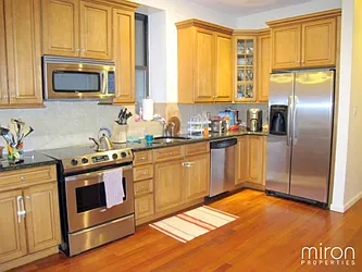 Rented by Salizzoni Realty