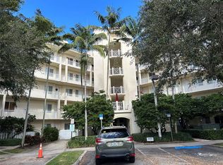 3600 Oaks Clubhouse Dr APT 405, Pompano Beach, FL 33069