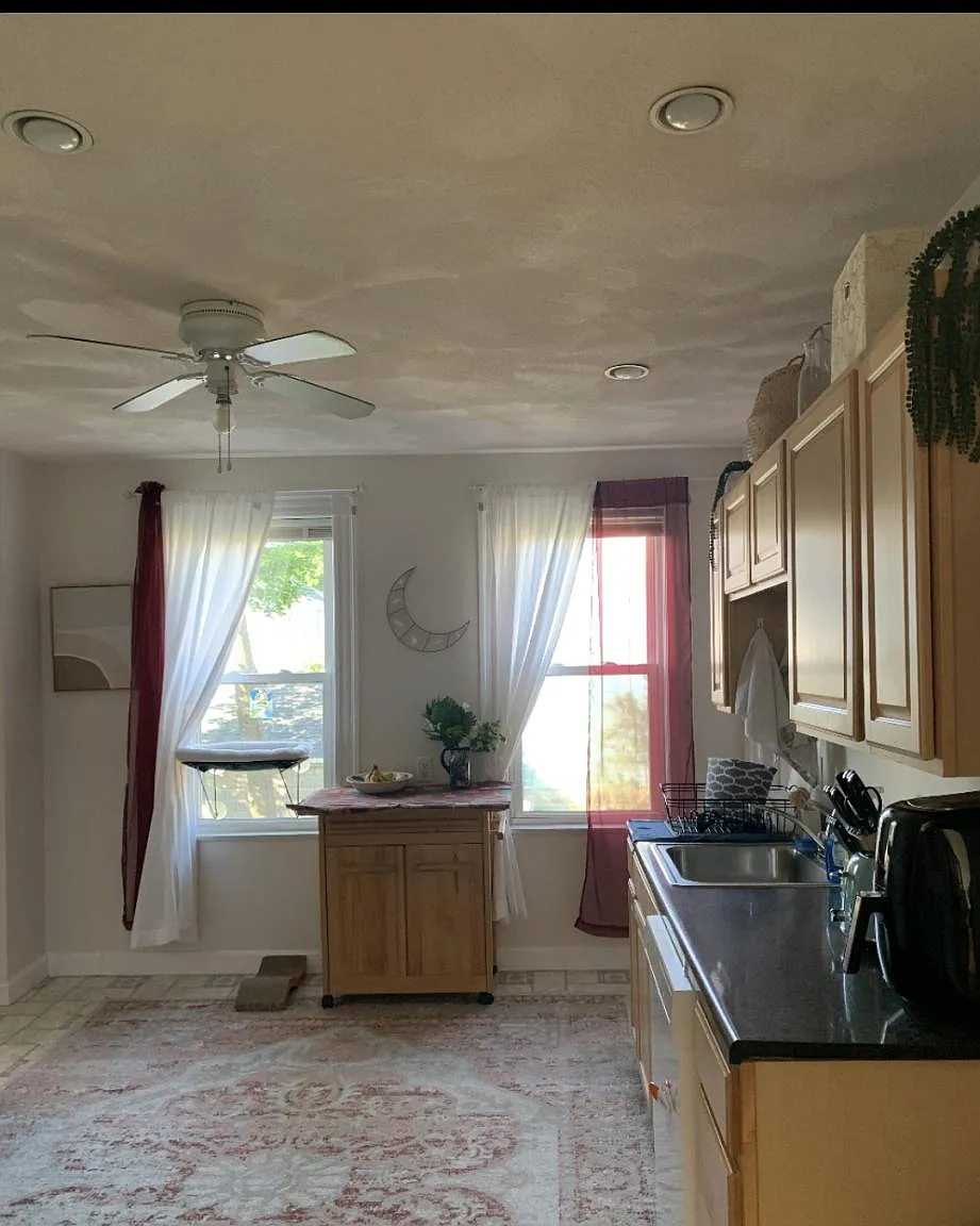 20 Dearborn St — Photo 2