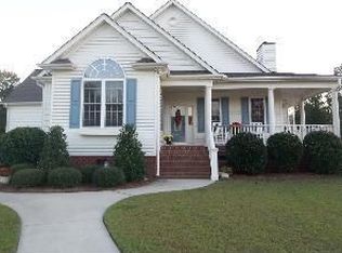 1204 Trafalgar Dr, Winterville, NC 28590