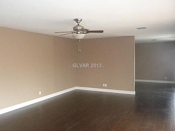 3rd image of 904 Ironwood Dr
