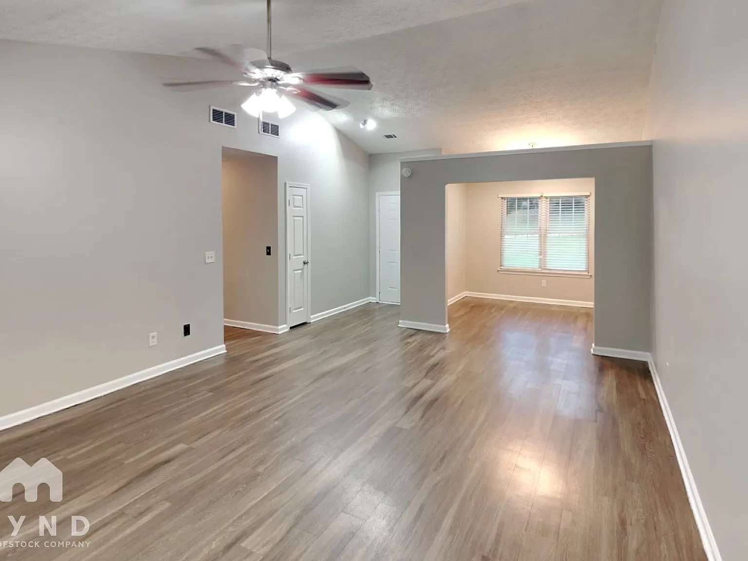 3 bed, 2.0 bath, 1428 sqft, $1,750 — Photo 4