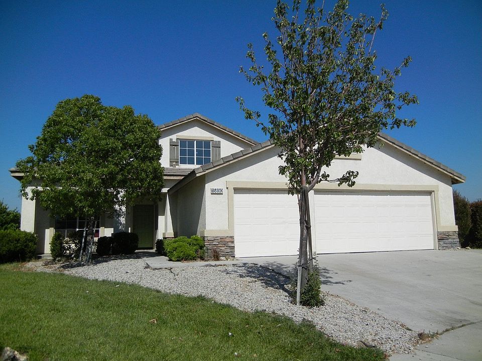 1st image of 15890 Mariposa Dr