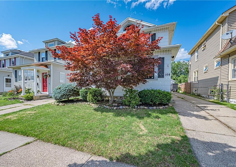 1st image of 108 Taunton Pl