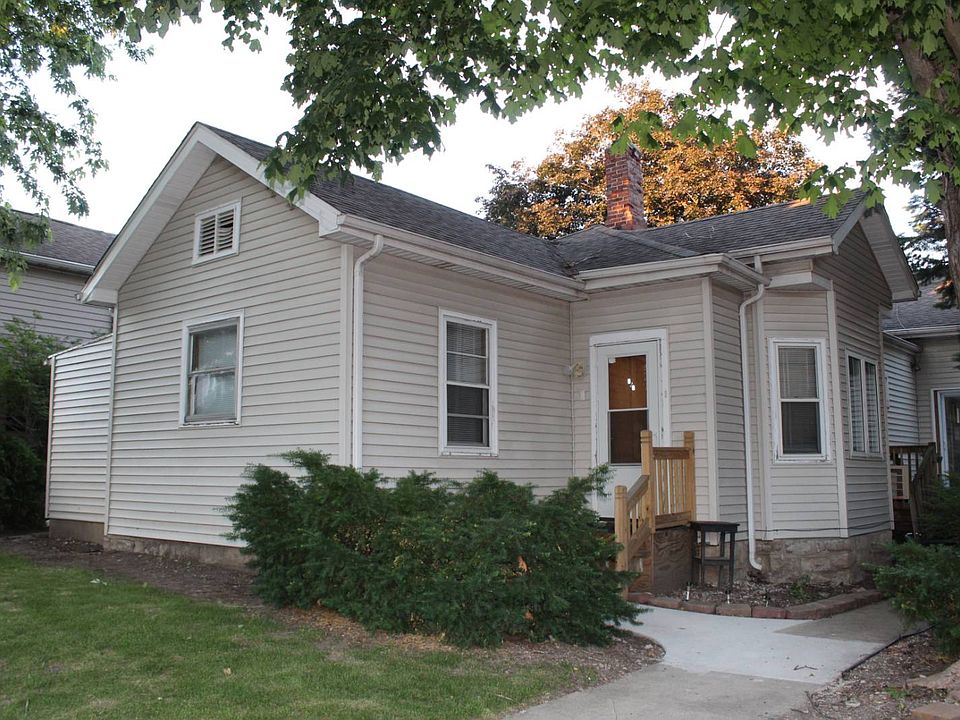 1st image of 809 Calhoun St #B