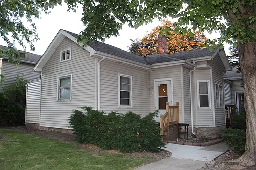 809 Calhoun St #B Photo 1