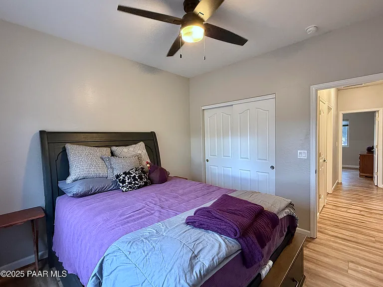 6622 E Farmstead Rd — Photo 4