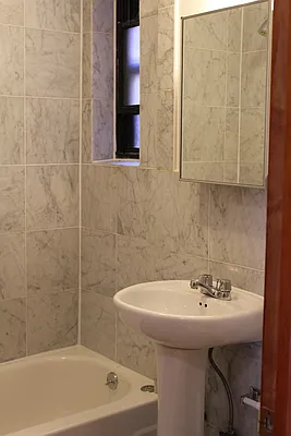 Rented by The Dermot Realty Management Company | media 35