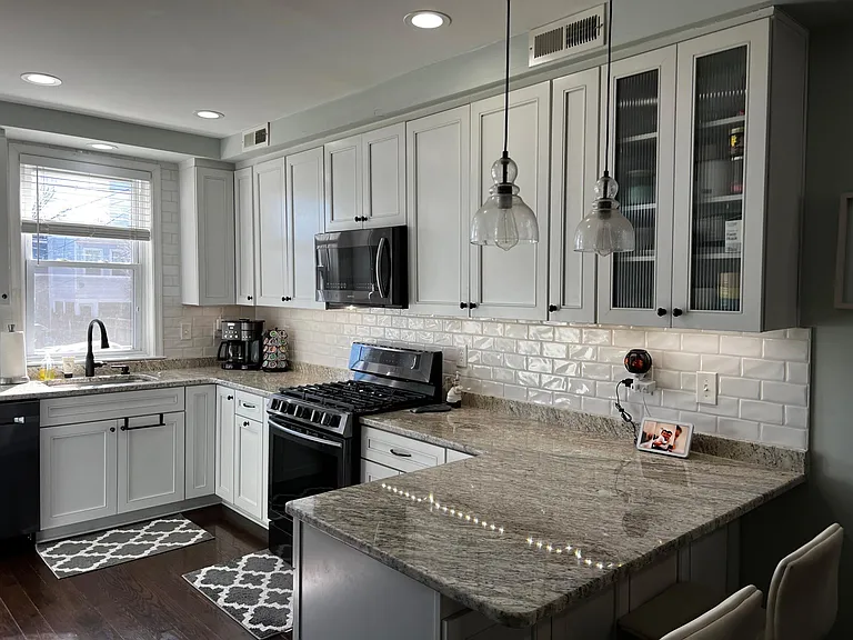Kitchen 1