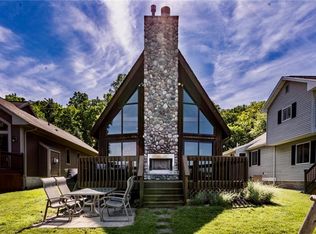 5897 W Lake Rd, Groveland, NY 14435