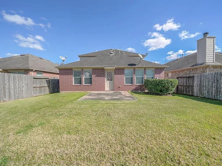 5831 Kenwood — Photo 13