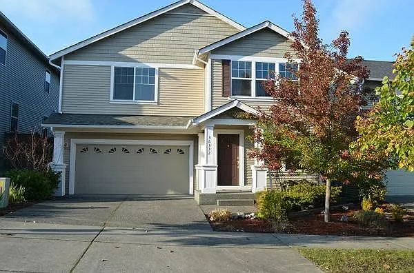 3 bed, 2.5 bath, 2360 sqft, $3,700 — Photo 1