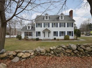 186 Old Stamford Rd, New Canaan, CT 06840