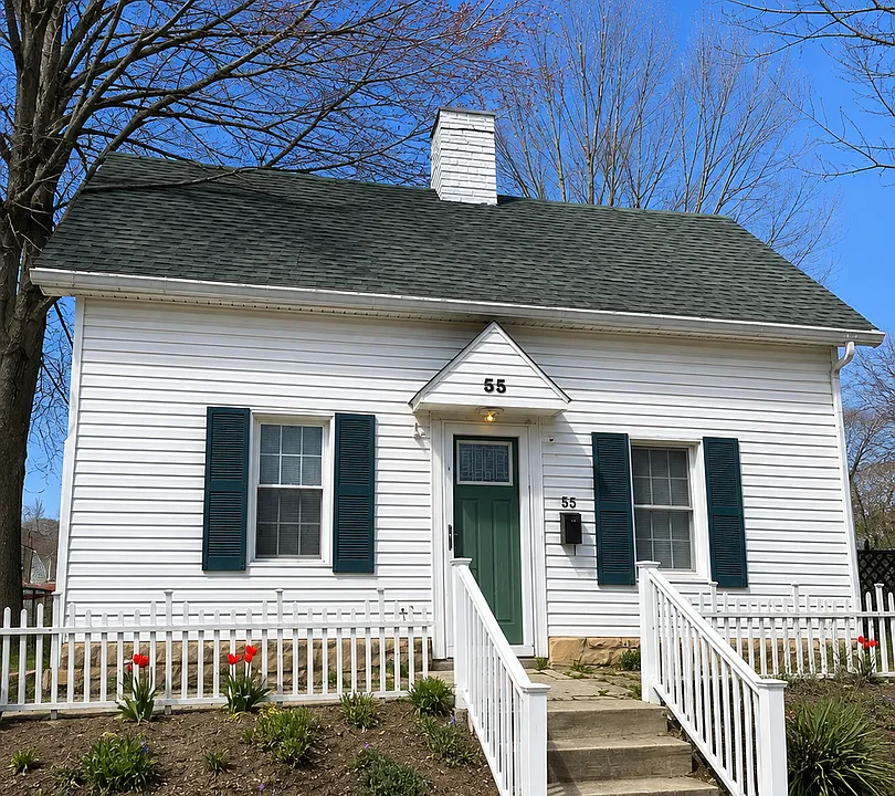 55 Chamberlain St