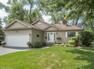 213 Grant St, Downers Grove, IL 60515