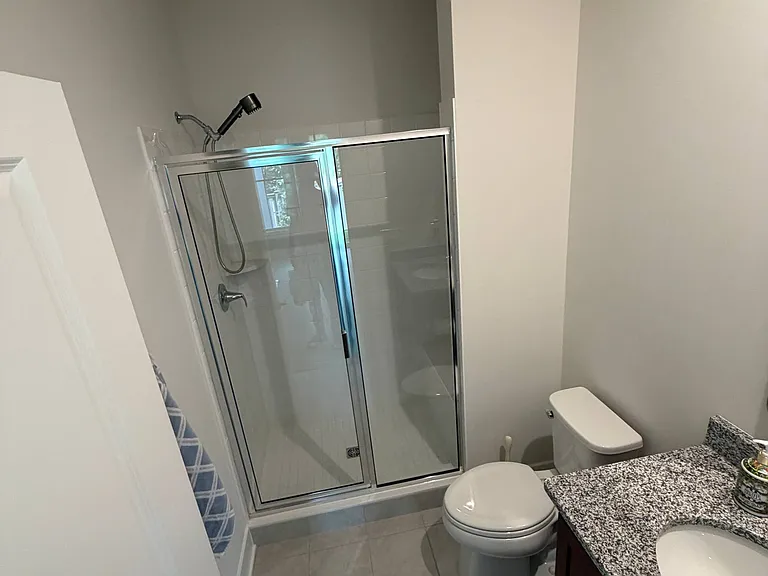 1st floor full bathroom