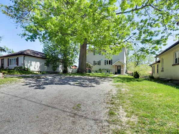 27 Lount St, Barrie, ON L4M 3E3