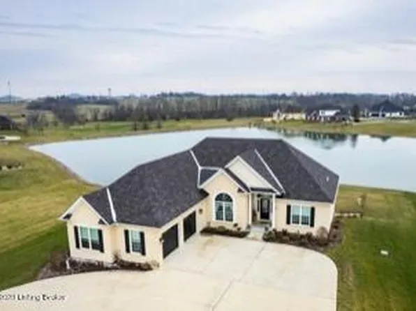 656 Fairway Dr, Lebanon, KY 40033