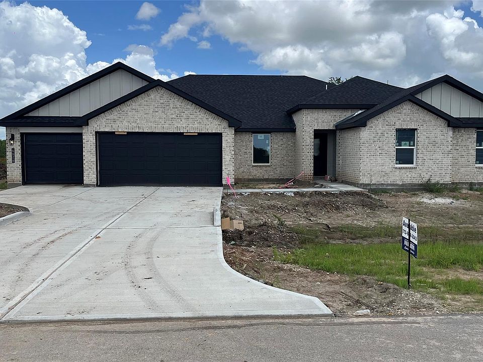 1st image of 6626 Kingfisher Ln