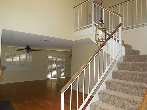3rd image of 40055 Bluebird Ln