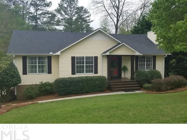 23 Rainwood Dr, Silver Creek, GA 30173