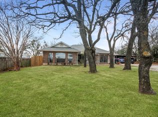 3221 Oak Ln, Weatherford, TX 76088