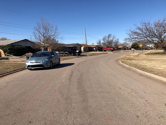 4th image of 6904 SW Forest Ave