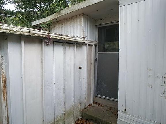 3rd image of 24 Grizzard St