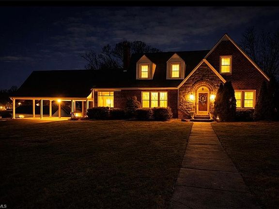 2nd image of 1919 Westfield Rd