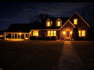 1919 Westfield Rd, Mount Airy, NC 27030