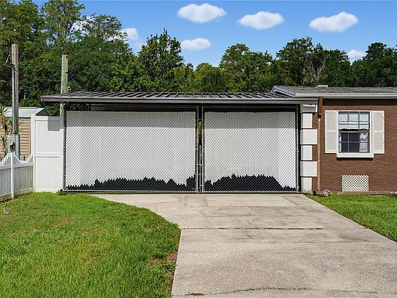 3rd image of 7421 HENRY DRIVE