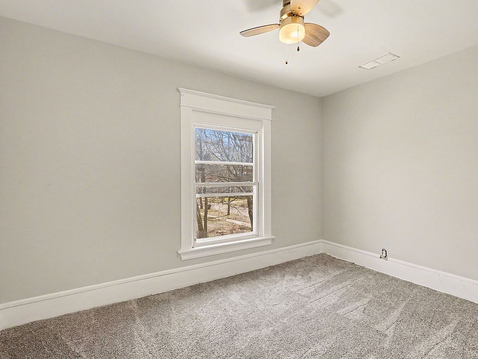 MAIN FLOOR BEDROOM 1