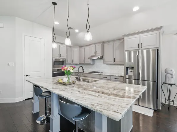 641 Rawlins Ln, Fort Worth, TX 76131