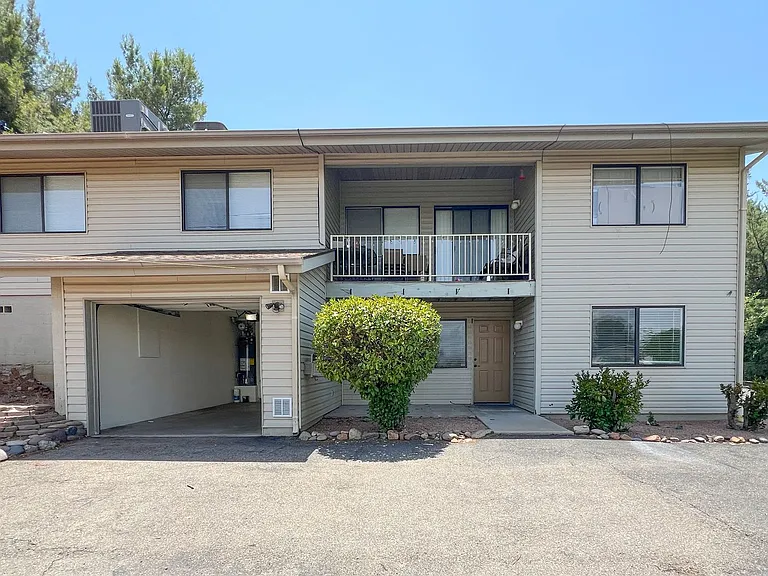 2573 S Quirt Cir #C — Photo 1