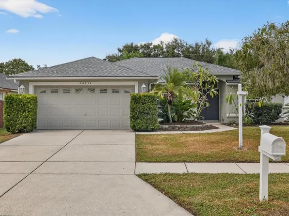 24833 Laurel Ridge Dr, Lutz, FL 33559