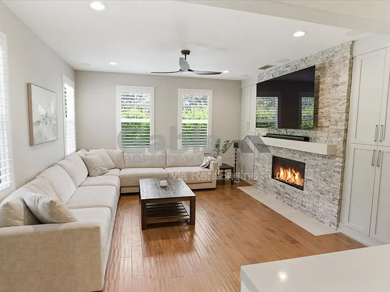26882 Greenleaf Ct — Photo 9