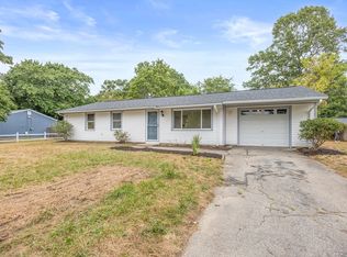 4 Daniel Rd, Wareham, MA 02571