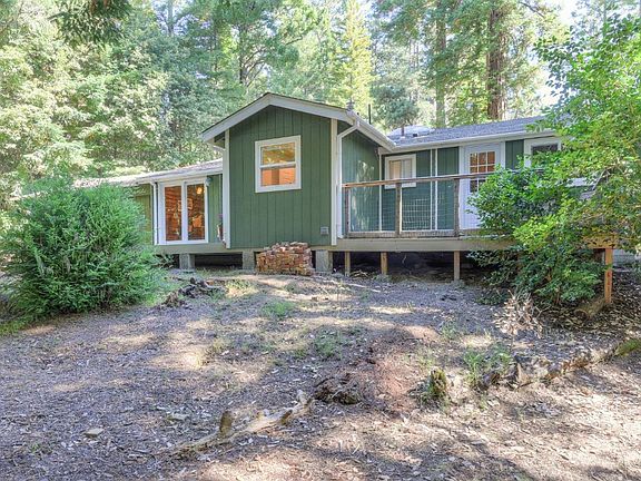 4th image of 45840 Pacific Woods Road