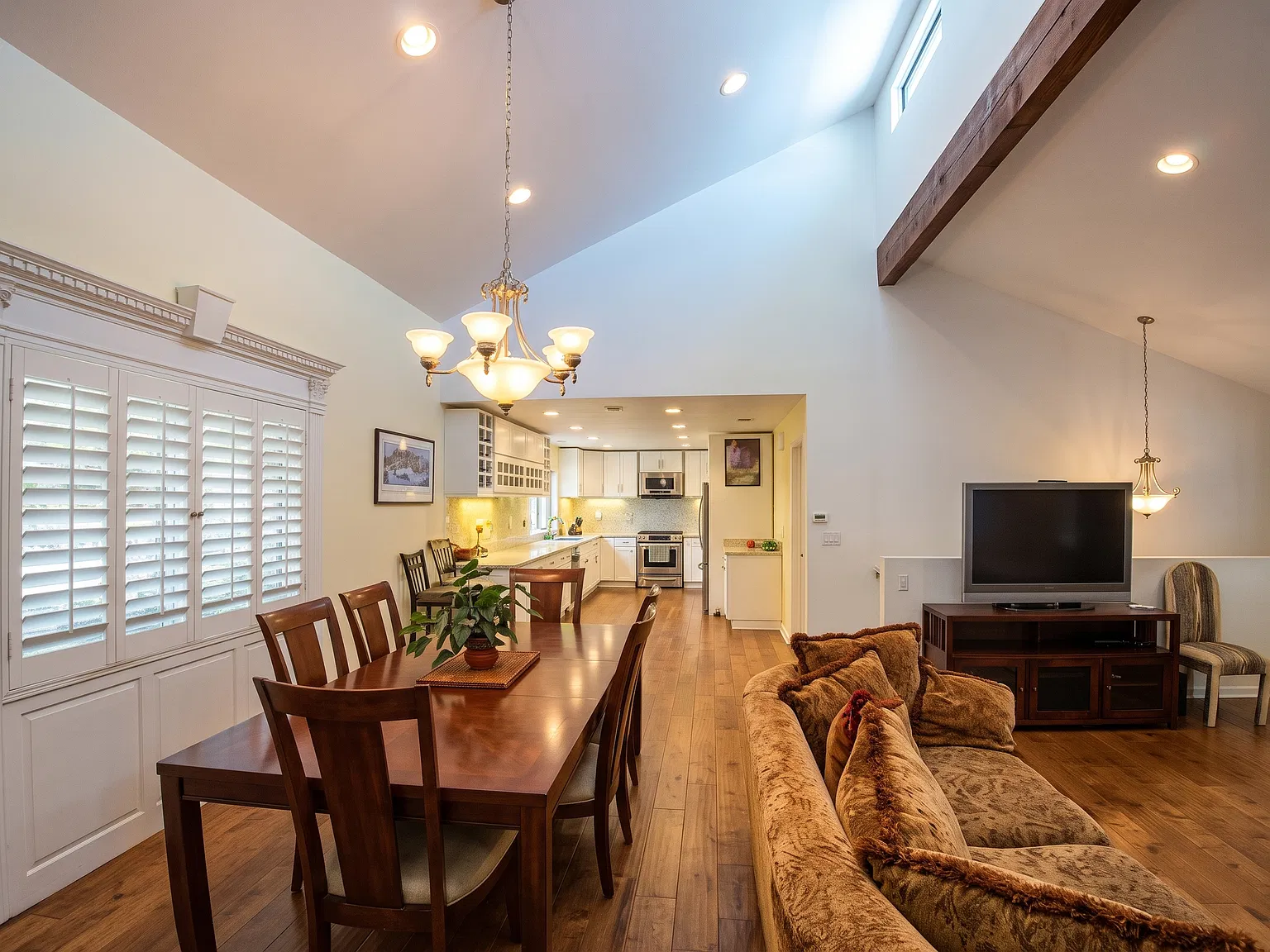 3 bed, 1722 sqft, $4,500 — Photo 4
