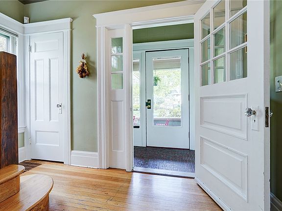 5th image of 231 Vassar St